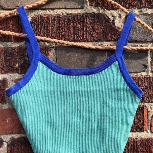 Duo ToneRib Knit Crop Top - Picture 2 of 4